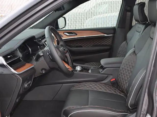 2025 Jeep Grand Cherokee Summit Reserve - Photo 6