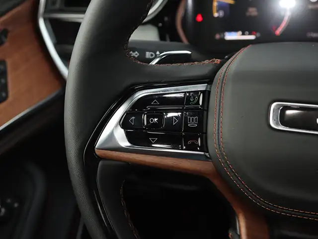 2025 Jeep Grand Cherokee Summit Reserve - Photo 10