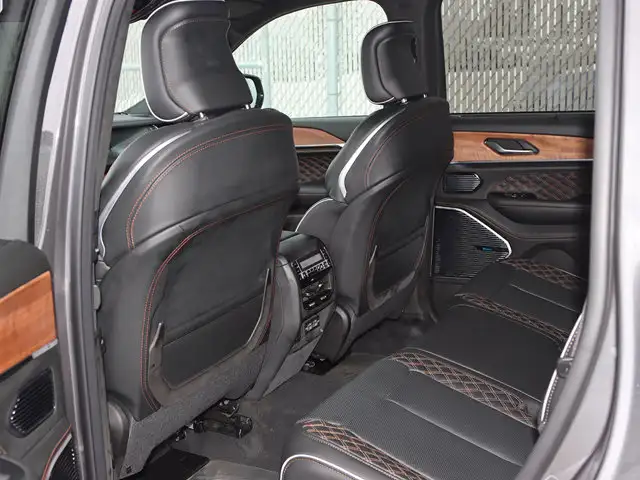 2025 Jeep Grand Cherokee Summit Reserve - Photo 23