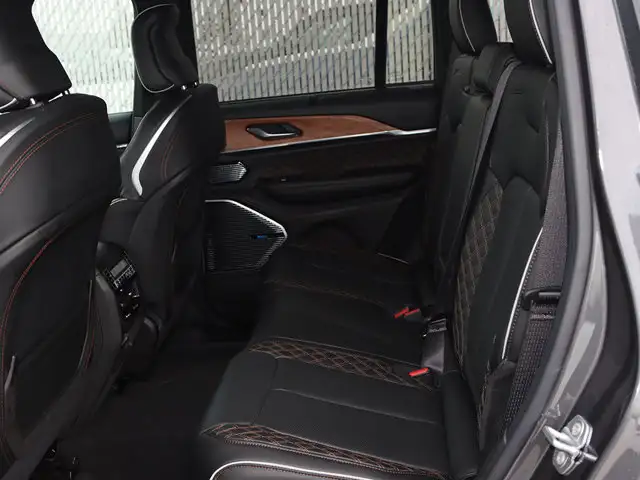 2025 Jeep Grand Cherokee Summit Reserve - Photo 24