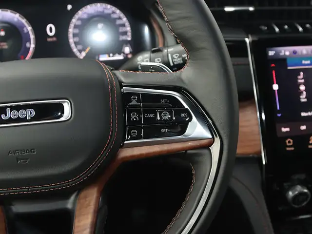 2025 Jeep Grand Cherokee Summit Reserve - Photo 11