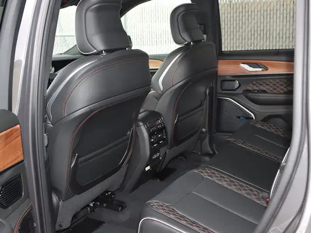 2025 Jeep Grand Cherokee Summit Reserve - Photo 23