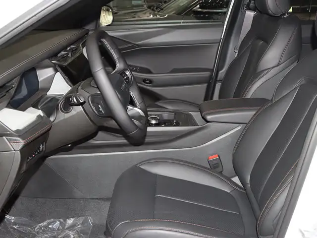 2026 Jeep Cherokee Limited - Photo 6