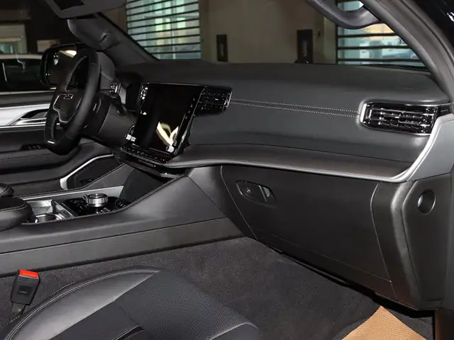2026 Jeep Grand Wagoneer Limited Altitude - Photo 19