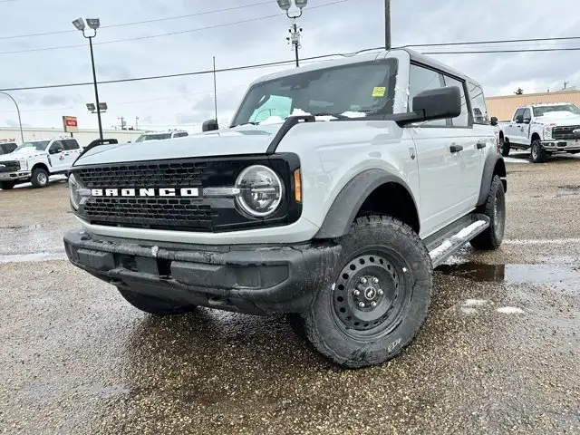 2026 Ford Bronco Big Bend | Black Appearance Pkg | Remote Start - Photo 2