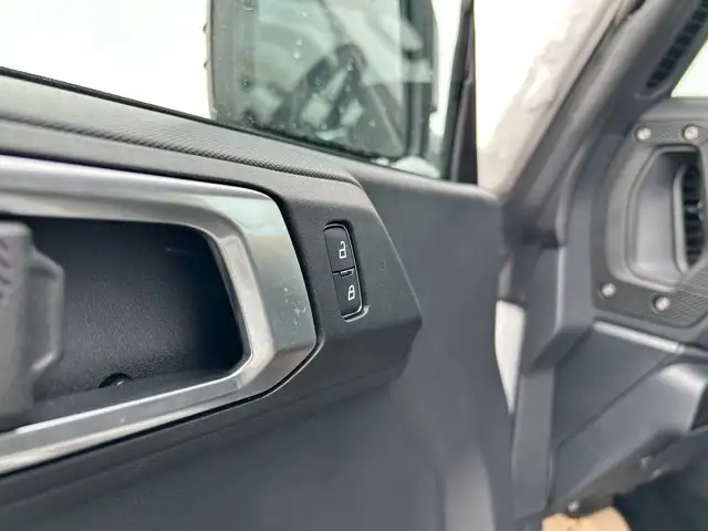 2026 Ford Bronco Big Bend | Black Appearance Pkg | Remote Start - Photo 6