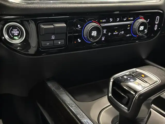 2022 Chevrolet Silverado 1500 4WD Crew Cab 157 LT Trail Boss - Photo 11