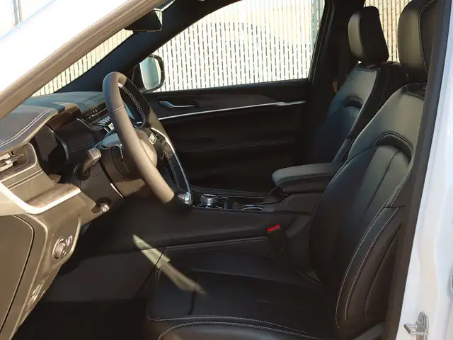 2025 Jeep Grand Cherokee Limited - Photo 6