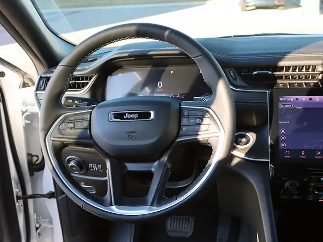 2025 Jeep Grand Cherokee Limited - Photo 18