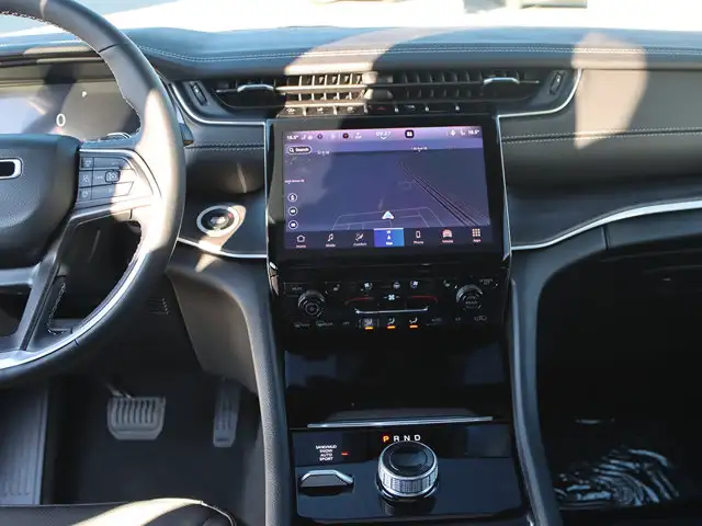 2025 Jeep Grand Cherokee Limited - Photo 19