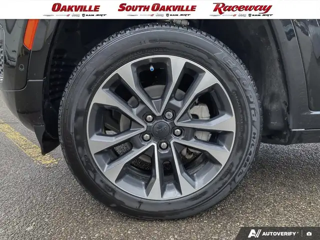 2025 Jeep Grand Cherokee OVERLAND | CLEAN CARFAX | MASSAGE SEATS - Photo 6