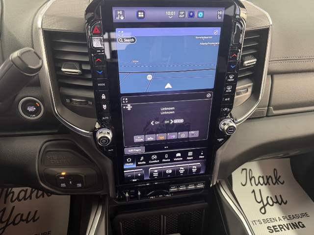 2026 RAM 3500 Laramie - Photo 6