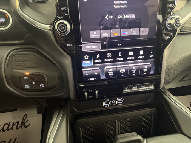 2026 RAM 3500 Laramie - Photo 7