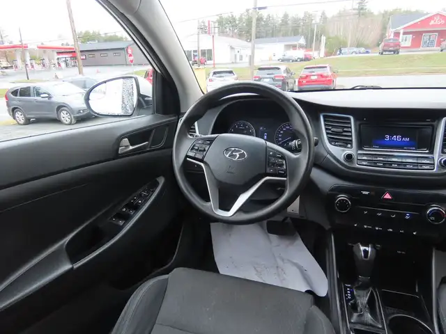 2018 Hyundai Tucson Base - Photo 8
