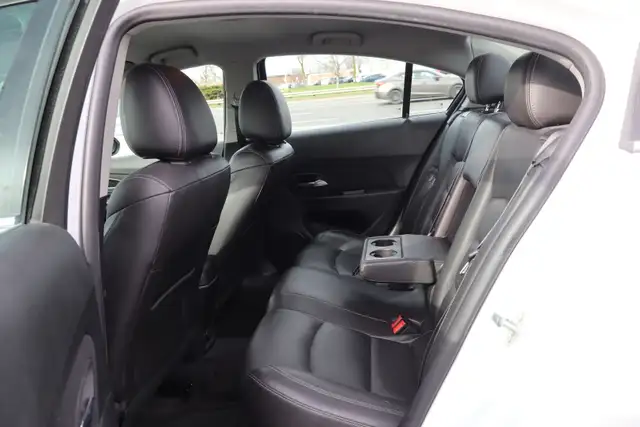 2014 Chevrolet Cruze - Photo 16