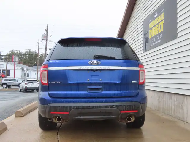 2015 Ford Explorer Limited - Photo 4