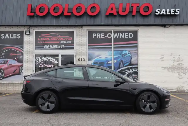 2021 Tesla Model 3 - Photo 8