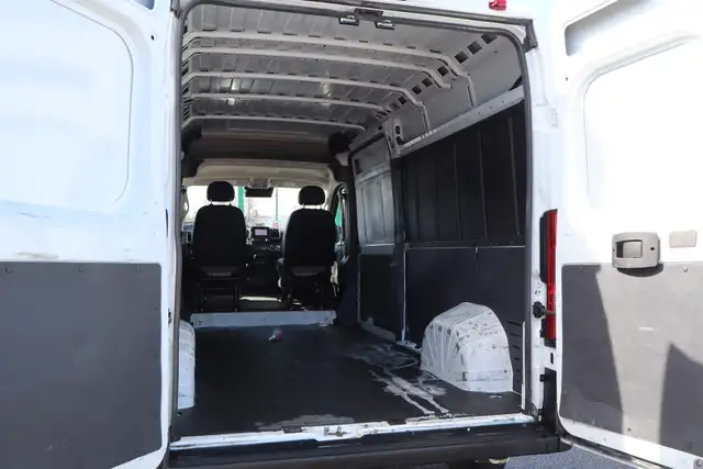 2023 RAM Promaster - Photo 12