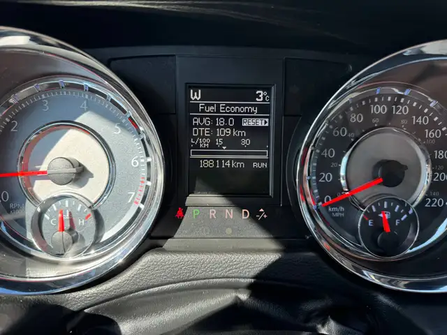 2015 Chrysler Town & Country Touring - Photo 14