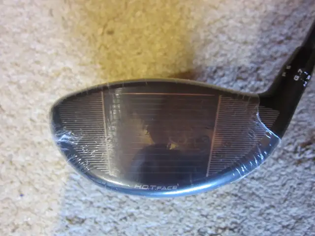 75 NEW   MINT SHAPE CART   STAND   STAFF GOLF BAGS - Photo 5