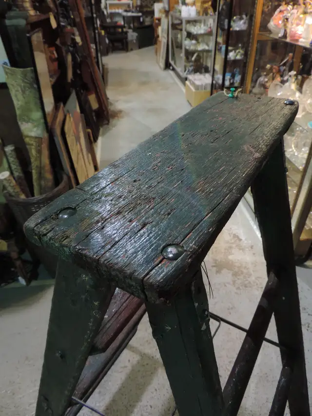 Antique Wooden Step Ladder - Photo 3