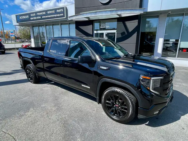 2024 GMC Sierra 1500 4WD Crew Cab 157' Elevation DIESEL LOADED X - Photo 9
