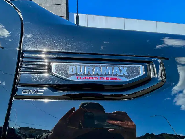 2024 GMC Sierra 1500 4WD Crew Cab 157' Elevation DIESEL LOADED X - Photo 16