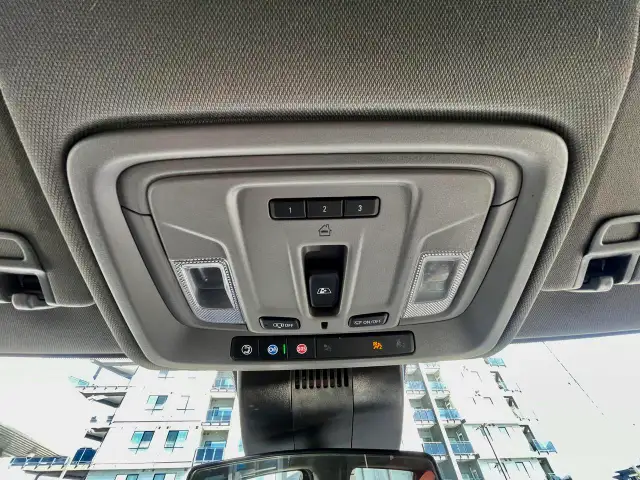 2024 GMC Sierra 1500 4WD Crew Cab 157' Elevation DIESEL LOADED X - Photo 32