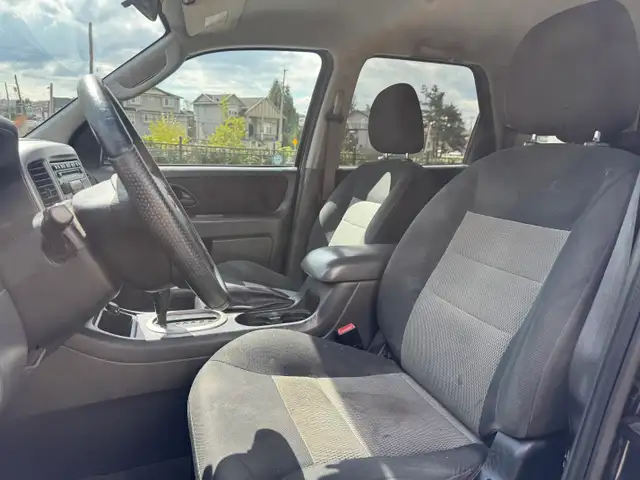 2007 Ford Escape XLT 4WD AUTOMATIC A/C LOCAL BC NO ACCIDENTS - Photo 8
