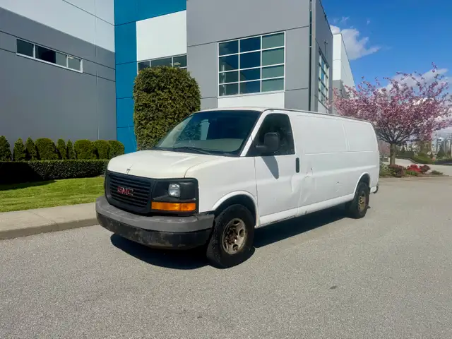 2008 GMC Savana 2500 155 AUTOMATIC LOCAL BC COMMERCIAL VAN