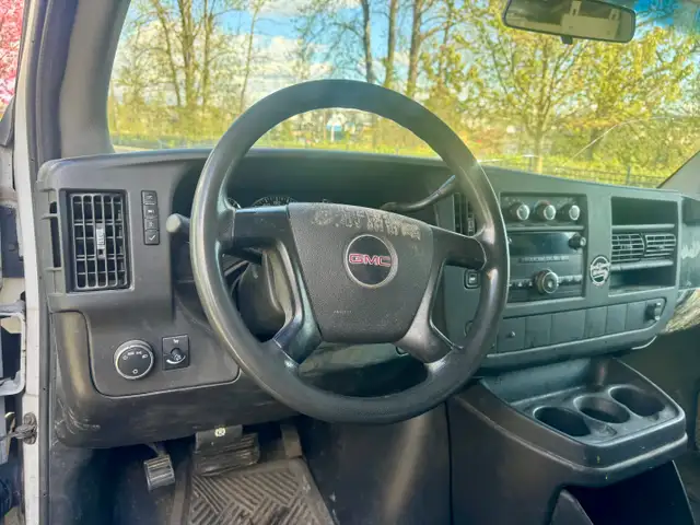 2008 GMC Savana 2500 155 AUTOMATIC LOCAL BC COMMERCIAL VAN - Photo 5