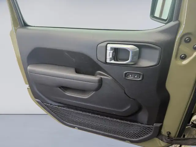 2026 Jeep Wrangler Sport - Photo 14