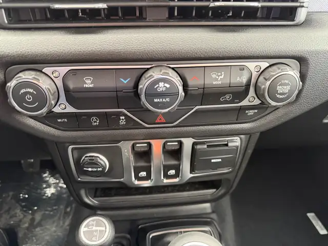 2026 Jeep Wrangler Sport - Photo 18