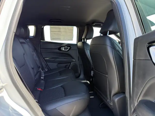 2026 Jeep Compass Altitude - Photo 13