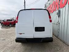 2021 Chevrolet Express - Photo 3