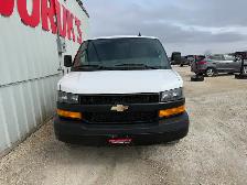 2021 Chevrolet Express - Photo 6