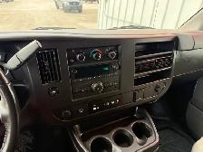 2021 Chevrolet Express - Photo 13