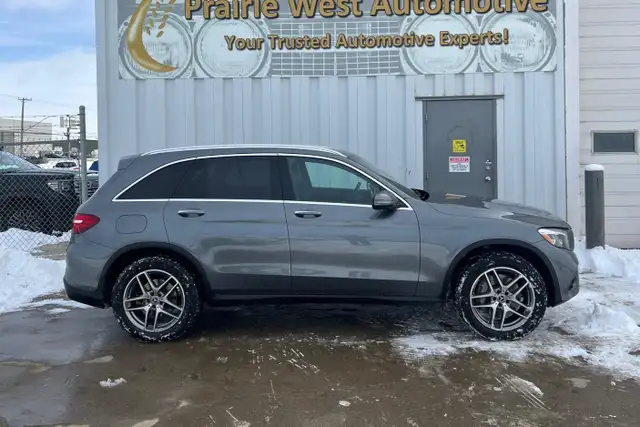 2018 Mercedes-Benz GLC-Class GLC 300 4MATIC - No Accident - Photo 3