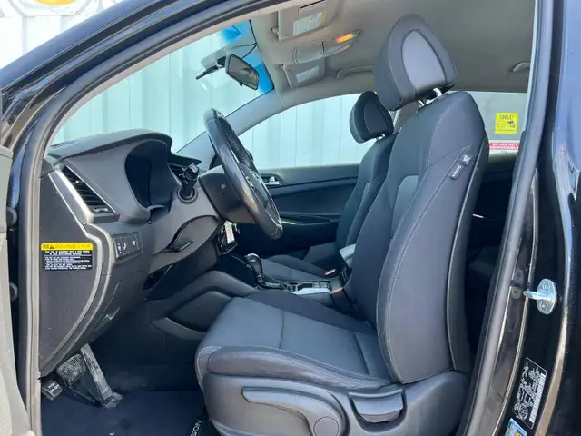 2017 Hyundai Tucson SE AWD - No Accident - Photo 11