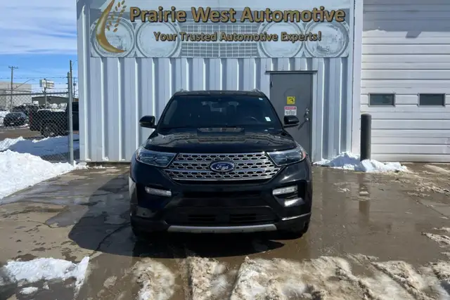 2020 Ford Explorer Limited 4WD - 7 Passenger - Photo 2