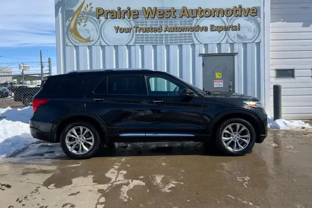 2020 Ford Explorer Limited 4WD - 7 Passenger - Photo 4