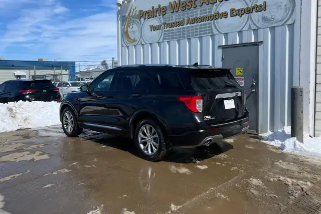 2020 Ford Explorer Limited 4WD - 7 Passenger - Photo 7