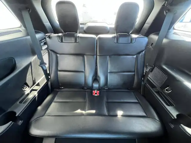2020 Ford Explorer Limited 4WD - 7 Passenger - Photo 18