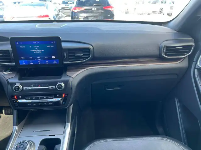 2020 Ford Explorer Limited 4WD - 7 Passenger - Photo 21