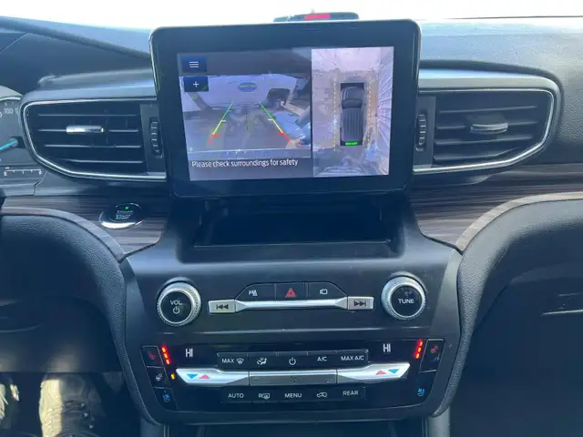 2020 Ford Explorer Limited 4WD - 7 Passenger - Photo 22