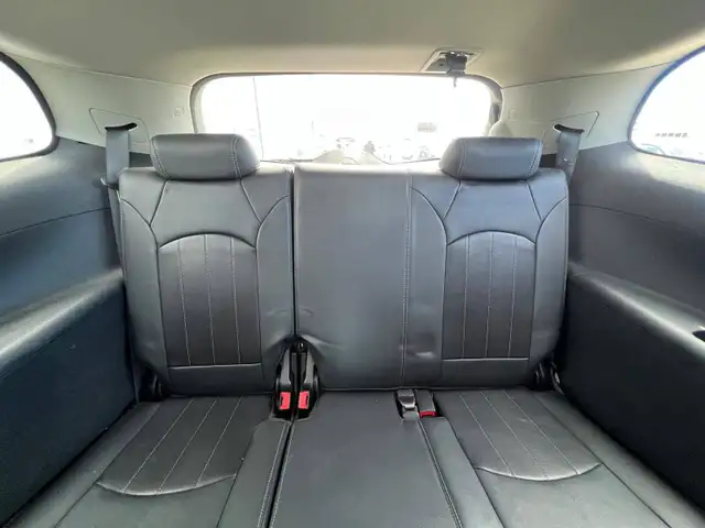 2013 Buick Enclave Leather AWD - Photo 16