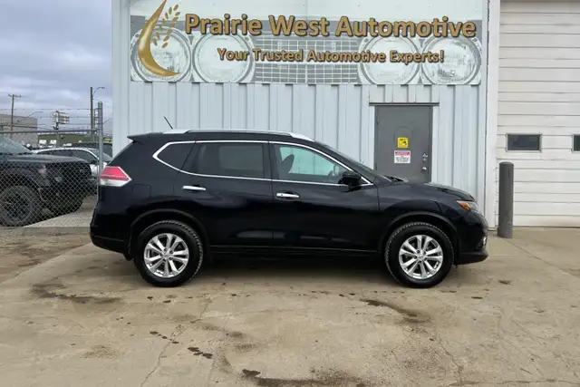 2016 Nissan Rogue S AWD - Photo 4