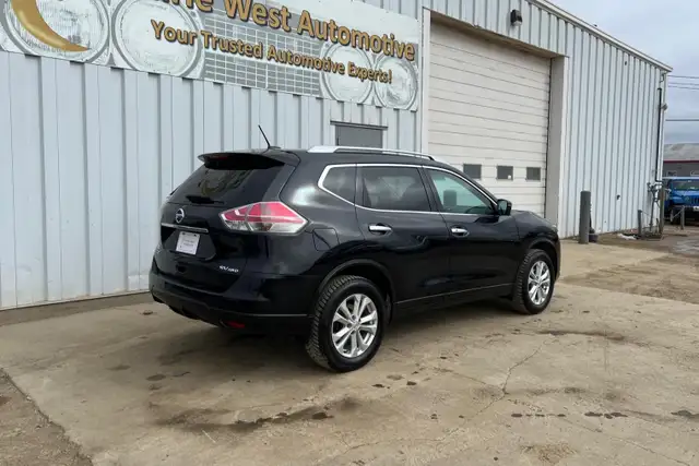 2016 Nissan Rogue S AWD - Photo 5