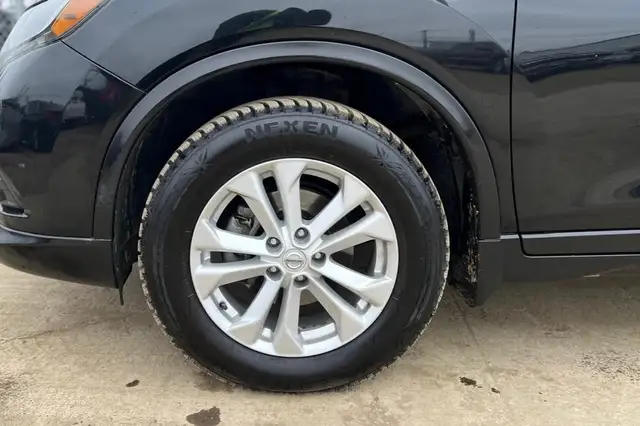 2016 Nissan Rogue S AWD - Photo 10