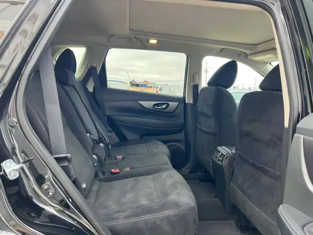 2016 Nissan Rogue S AWD - Photo 14